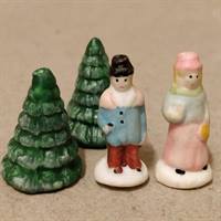 Sæt juletræer med 2 mennesker, miniature.